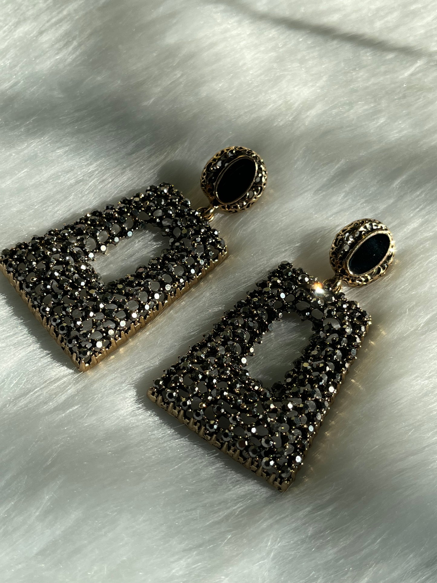 Diva Drop Earring