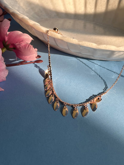 Leaf Choker